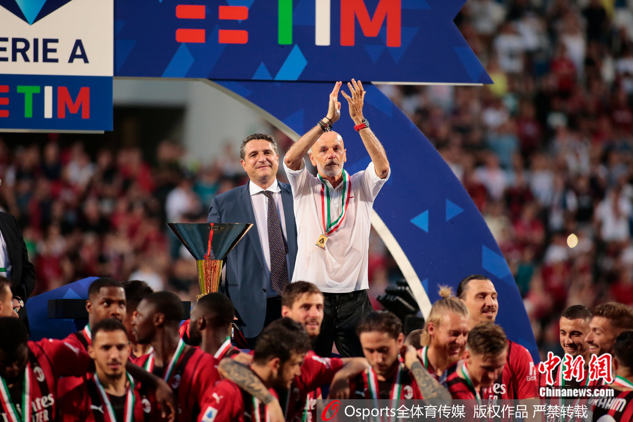 尤其是在多 尤其是在多