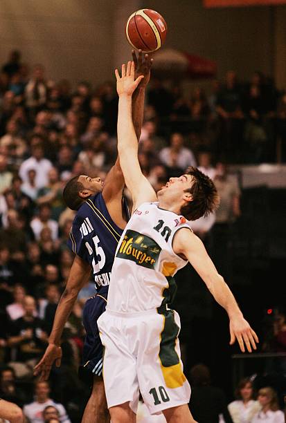 年欧足联创 年欧足联创